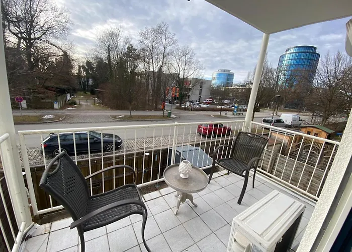 Attractive 2 South Of Munich Apartment *